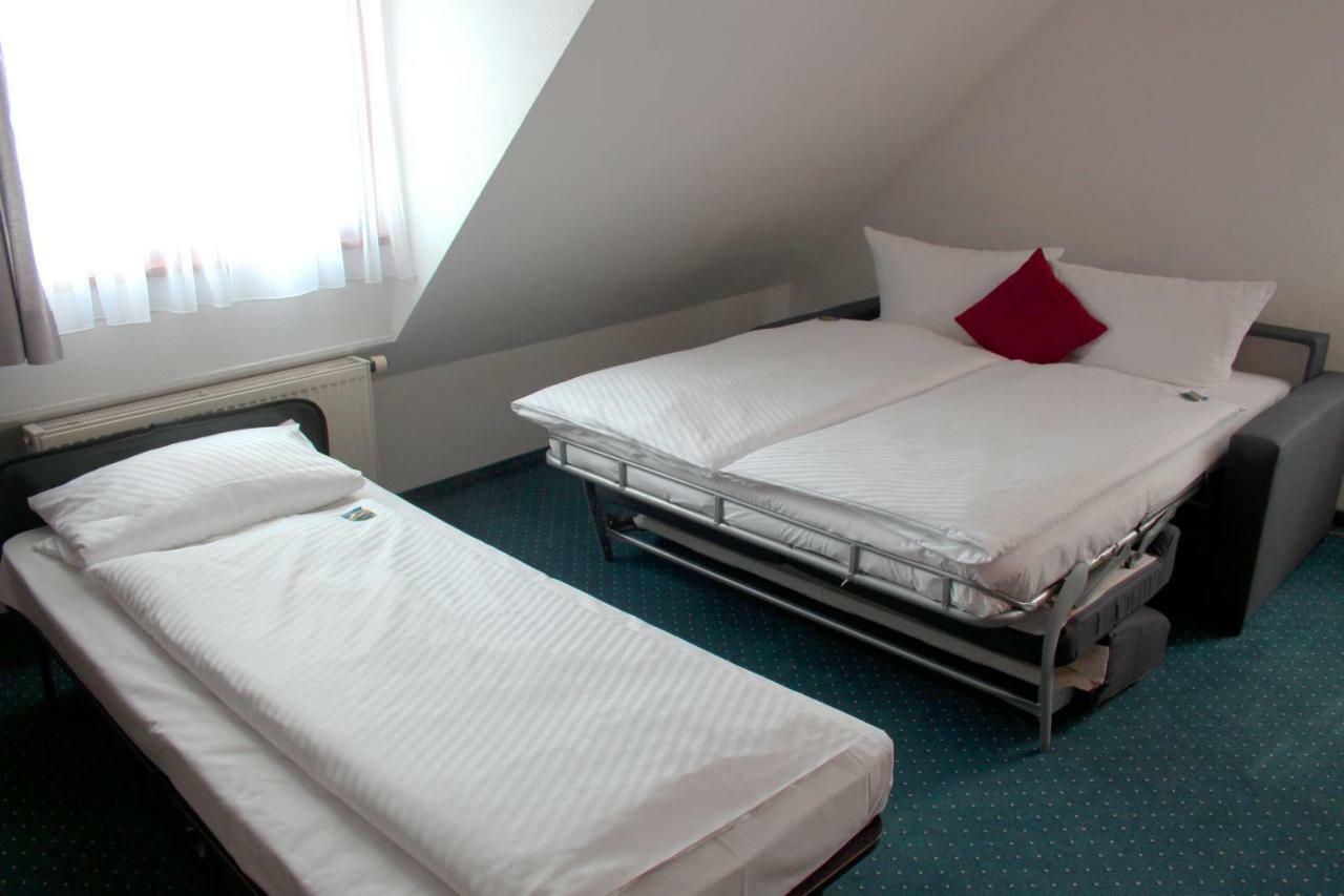 Hotel Gasthof Adler Ulm Exterior foto